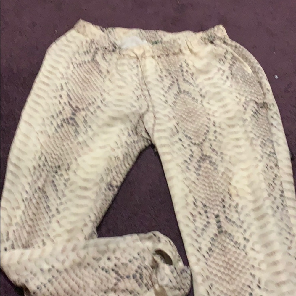Haute hippie snake print jogger